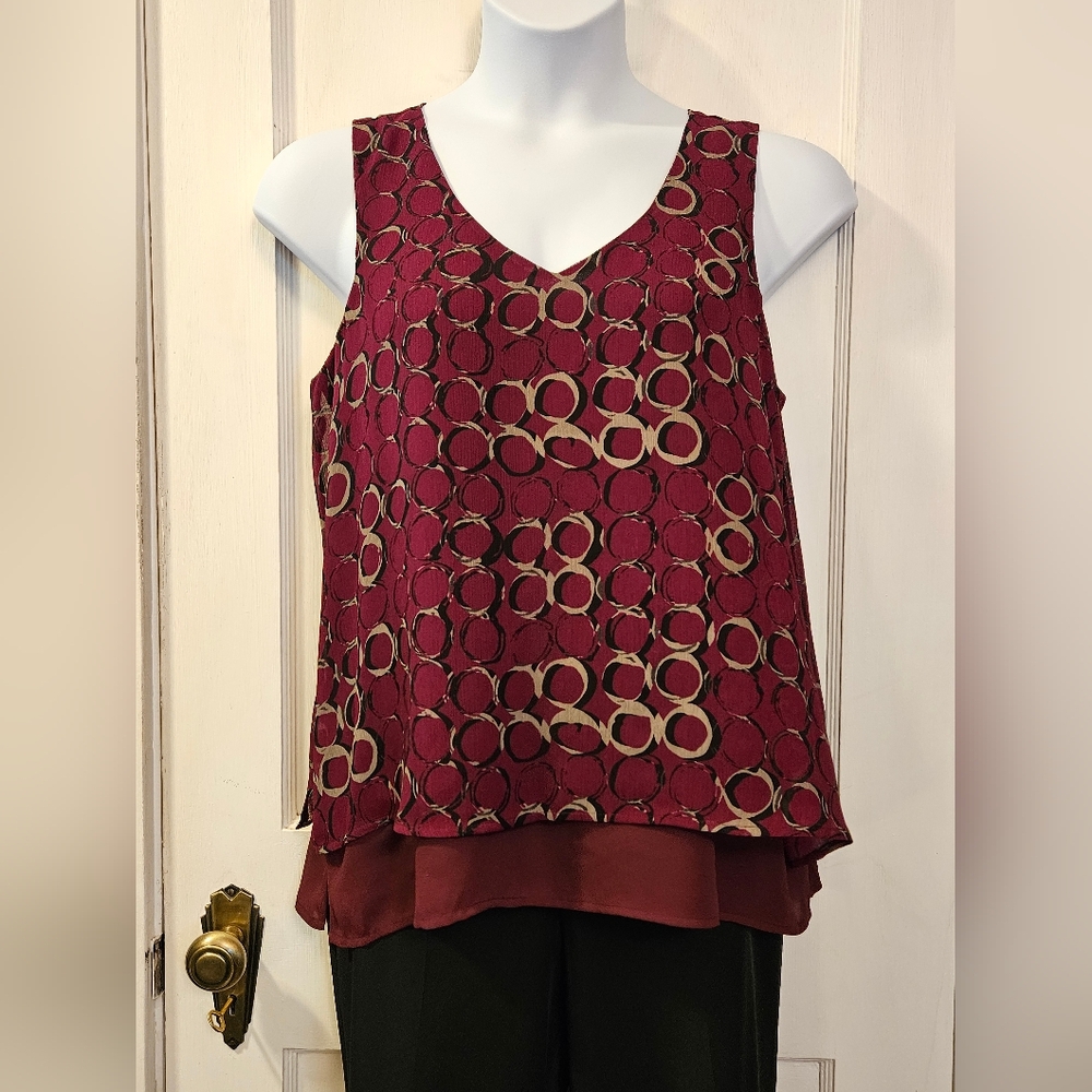 Apt. 9 Women's Burgundy Layered Swing Top - Size Large